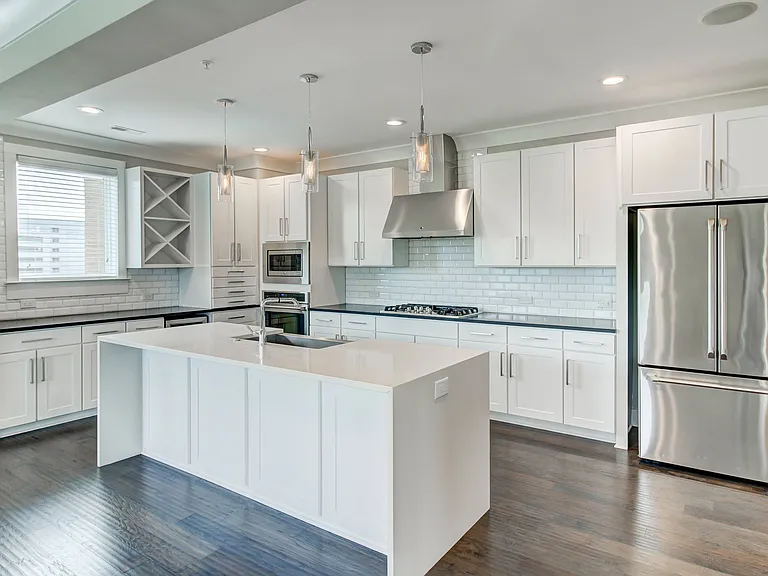 Berkshire Dilworth — Photo 50