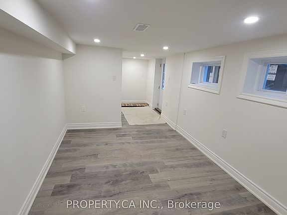 4th image of 625 Rhodes Ave