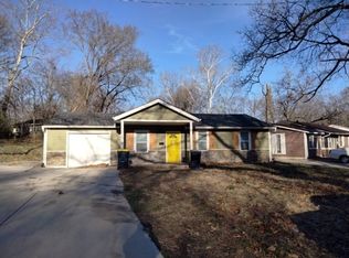 4024 Oakley Ave, Kansas City, MO 64130