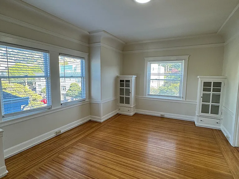 250 Irving St #9 — Photo 6