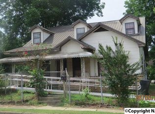 1306 Walnut St, Gadsden, AL 35901