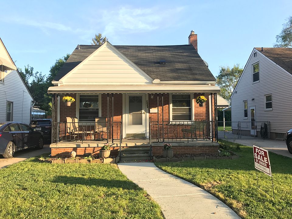 1st image of 1049 Saint Johns Blvd