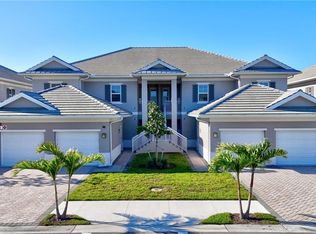 286 Indies Dr E #202, Naples, FL 34114