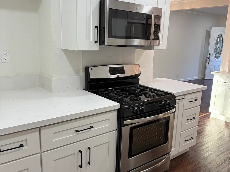 2827 Pinckard Ave — Photo 17