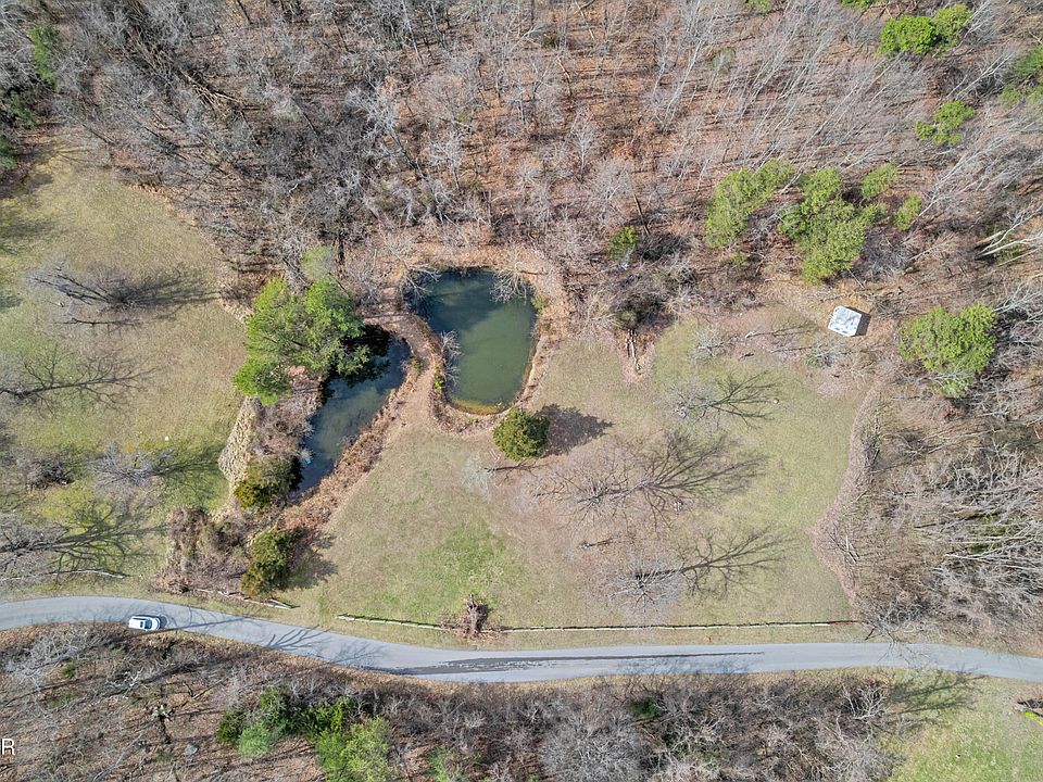 1st image of 0 Collier Loop