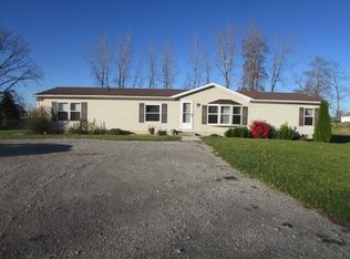 11225 Birky Dr, Spencerville, IN 46788