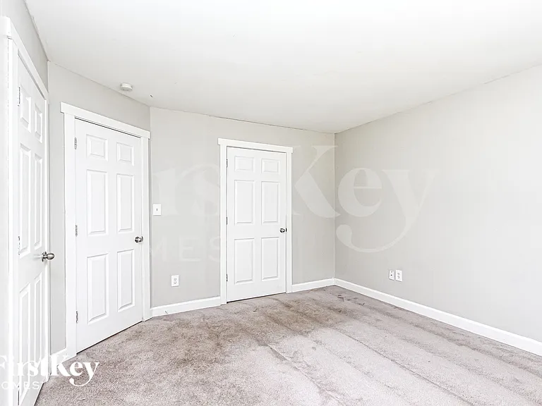 5837 Walsham Way — Photo 9