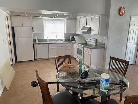5th image of 7716 Partridge Ave #1
