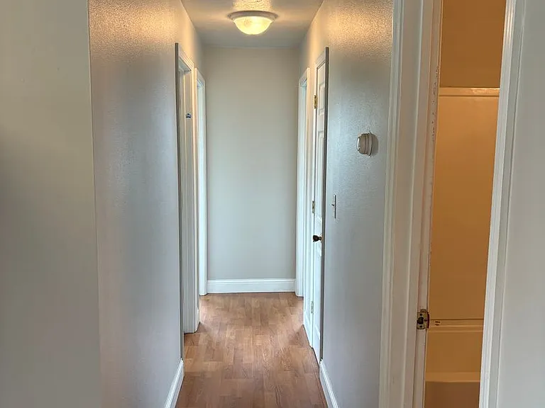 4004 South Main — Photo 5