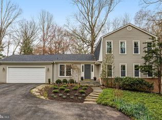 3010 Miller Heights Rd, Oakton, VA 22124
