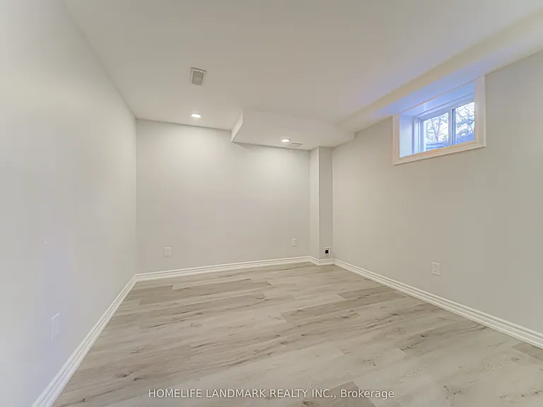 294 Valermo Dr — Photo 36