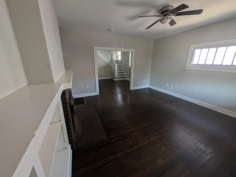 530 Eastern Ave — Photo 3