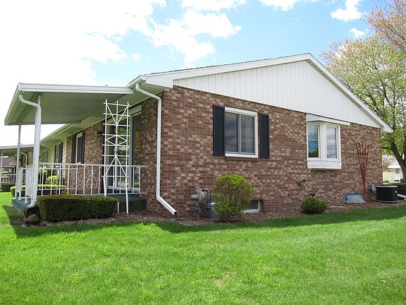 3rd image of 5941 Leisure South Dr SE