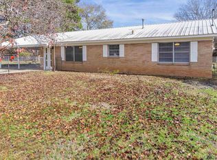 1108 Larry Dr, Marshall, TX 75672