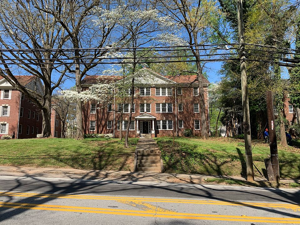 Historic 1920's building!