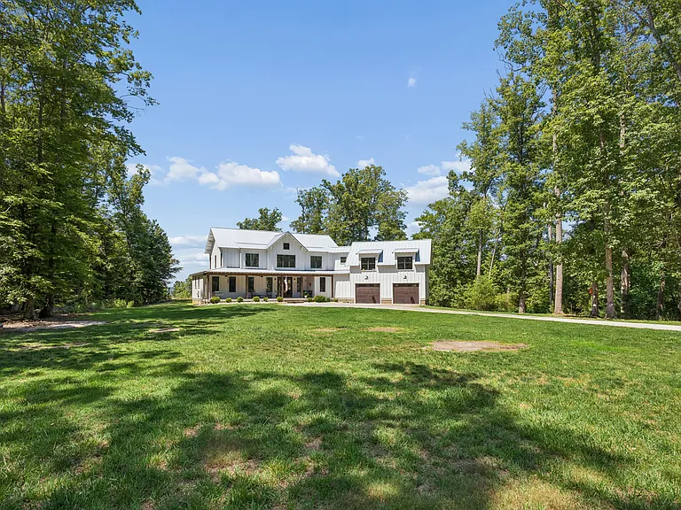 6450 Stewart Rd — Photo 67