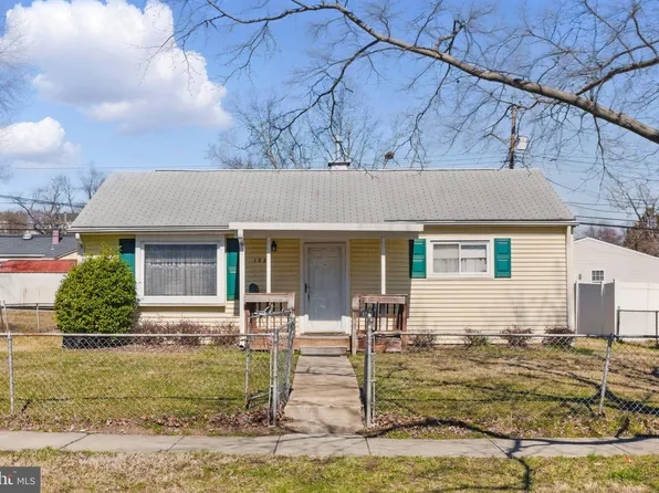 1021 Harrison Dr, Laurel, MD 20707