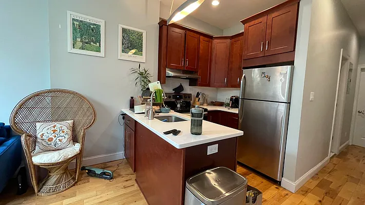 Rented by Strivers Management Group Corp (Brokerage) | media 16