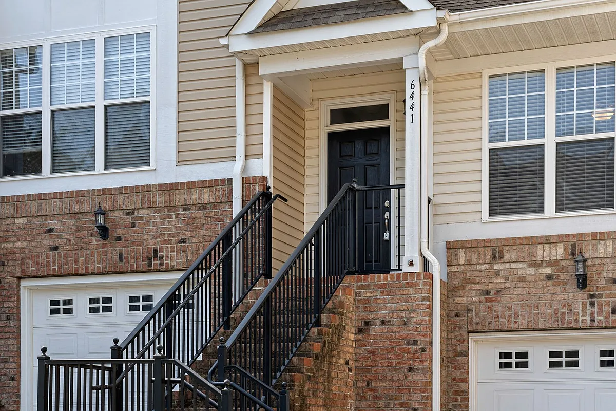 Building Photo - 6441 Terrace View Ct