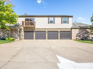 3049 Forest Creek Ct, Ann Arbor, MI 48108