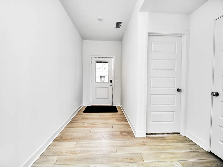 8603 Georgina St — Photo 4