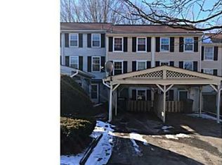 8 Rising Trail Dr, Middletown, CT 06457