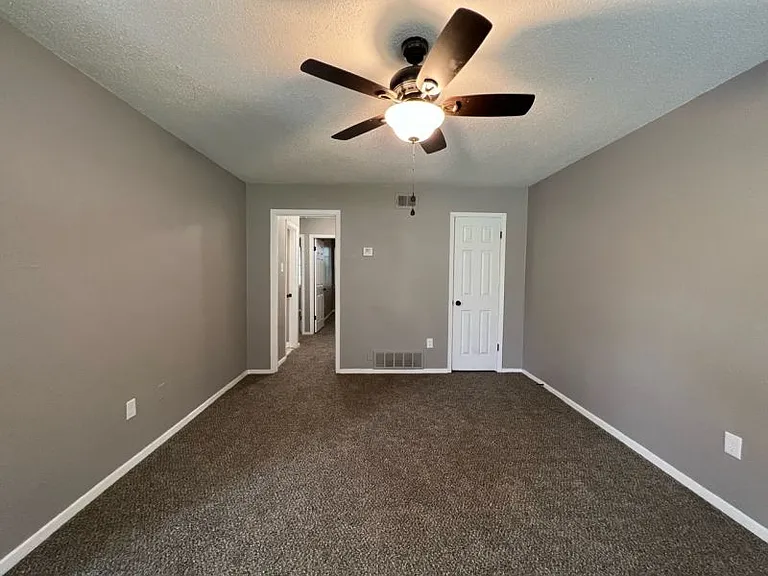3790 Helen Ann Dr — Photo 7