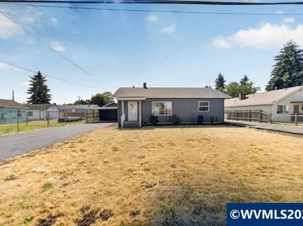 340 N 3rd St, Jefferson, OR 97352