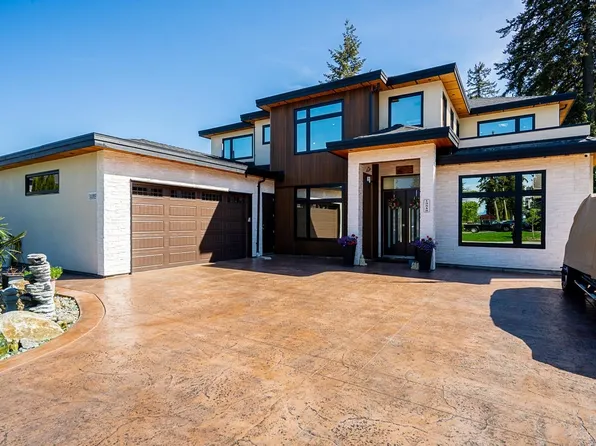 13548 58a Ave, Surrey, BC V3X 3L8