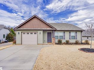 6 Botswains Ct, Greer, SC 29650