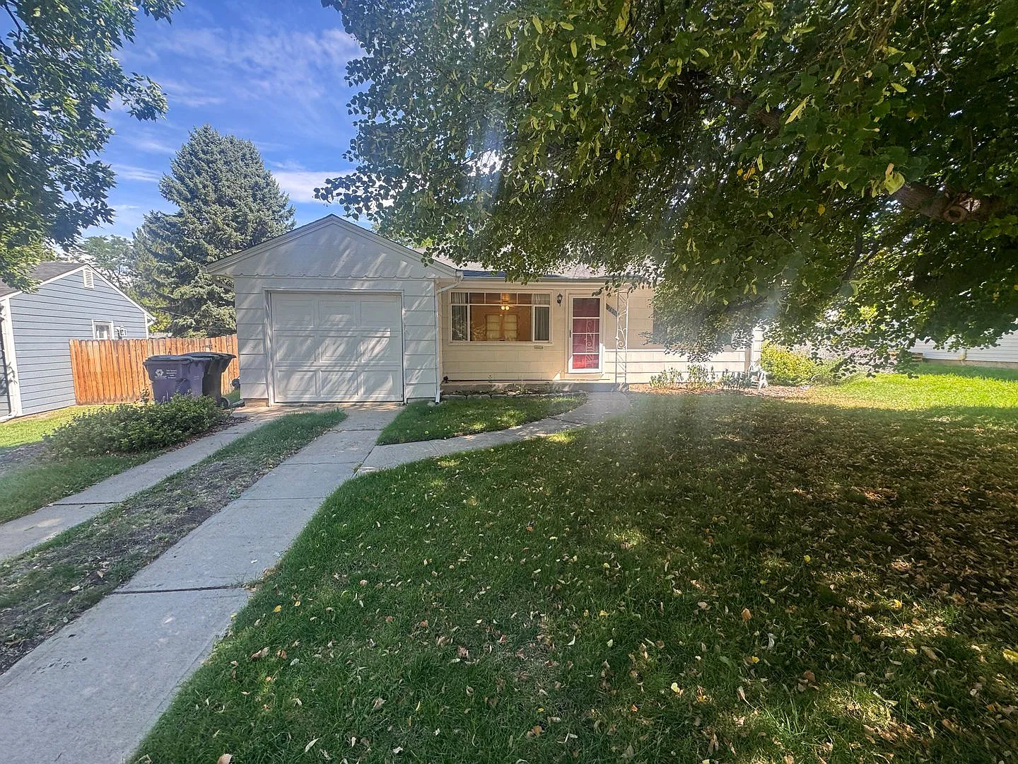 2 Bed 1 bath Home in Wellshire Neighborhood — Photo 2