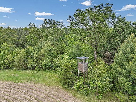 3rd image of 122/ACRE S Happersett Ln