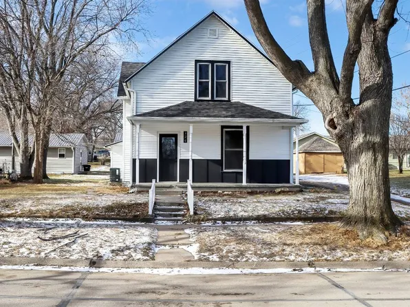 326 S 8th St, Albion, NE 68620