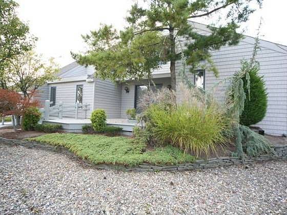 2nd image of 8209 Bayshore Dr W