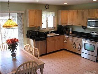 2nd image of 19 Creekside Dr