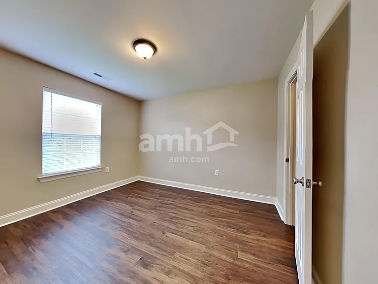 205 Turner Greens Ct — Photo 14