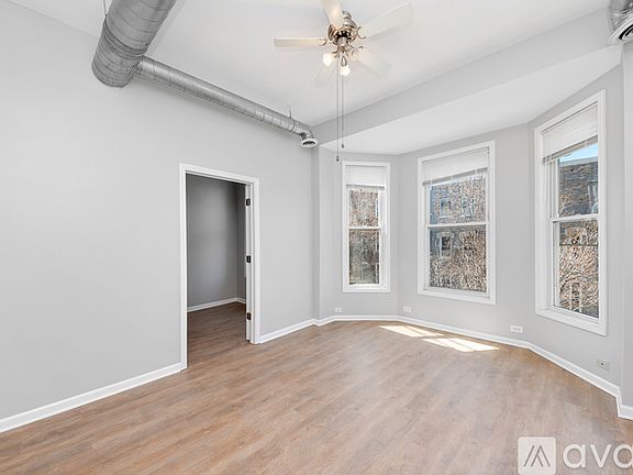 2nd image of 1436 W Erie St APT 3C