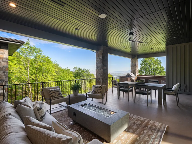 1040 S Summit Creek Dr — Photo 29