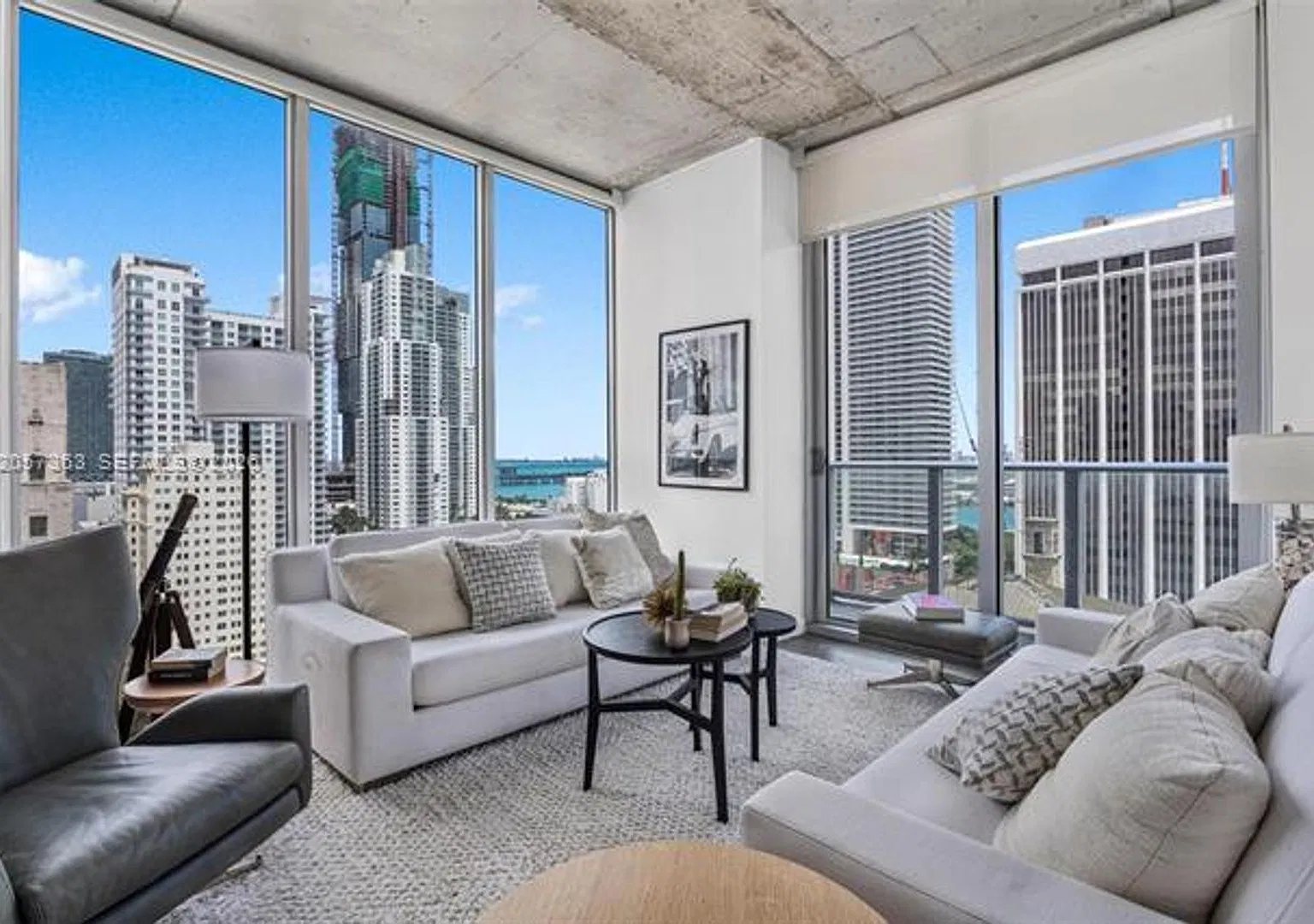 151 SE 1st St cu-2102, Miami, FL 33131 — Photo 2