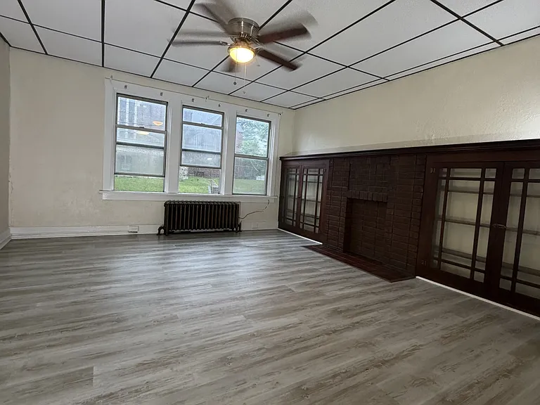 2815 Brownsville Rd #6 — Photo 12