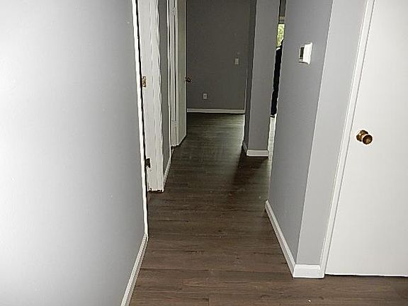 5th image of 2371 Laurelwood Dr