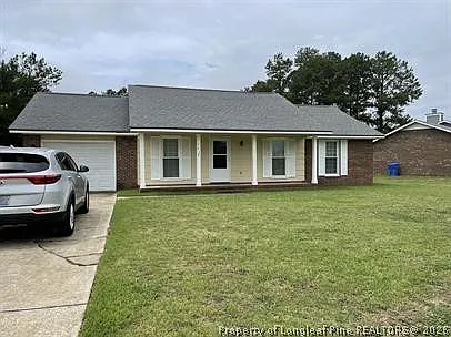 3 bed, 2.0 bath, 1200 sqft, $1,295 — Photo 2