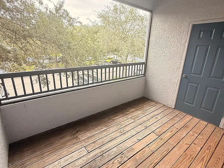 1429 Villa Capri Cir #201 — Photo 22