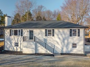 8016 Elkhardt Rd, North Chesterfield, VA 23235