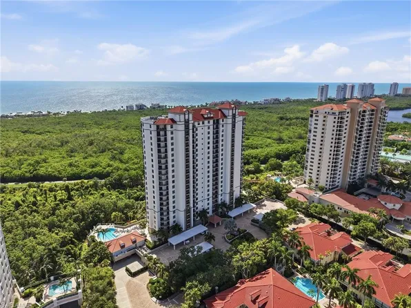 7225 Pelican Bay BLVD #302, NAPLES, FL 34108