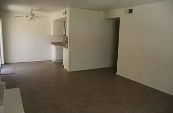 1336 N 85th Pl — Photo 3