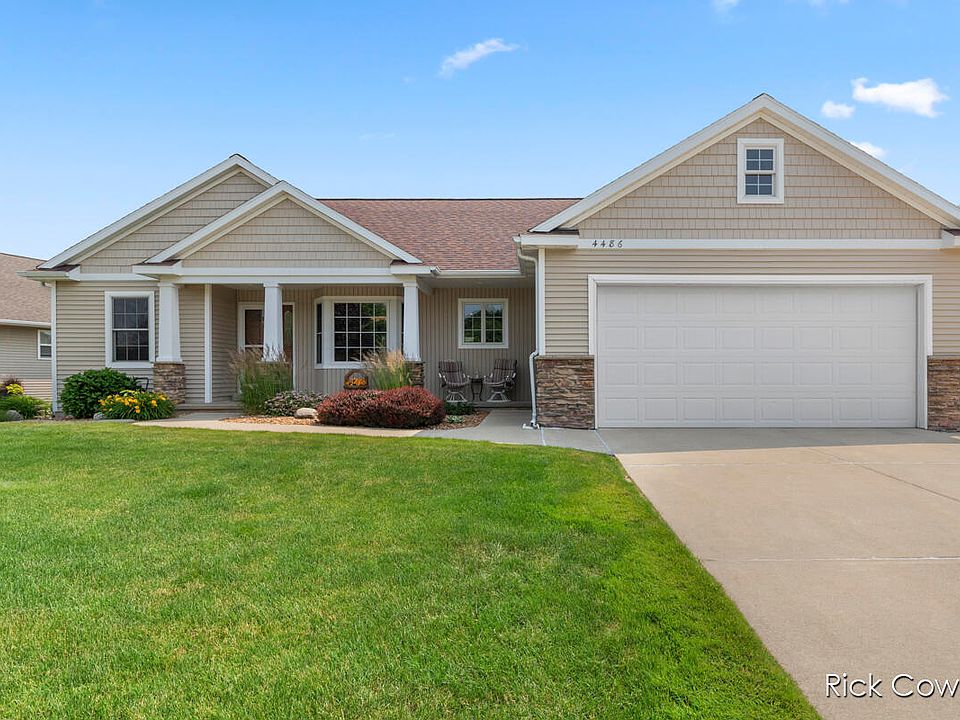1st image of 4486 Saddlehorn Dr