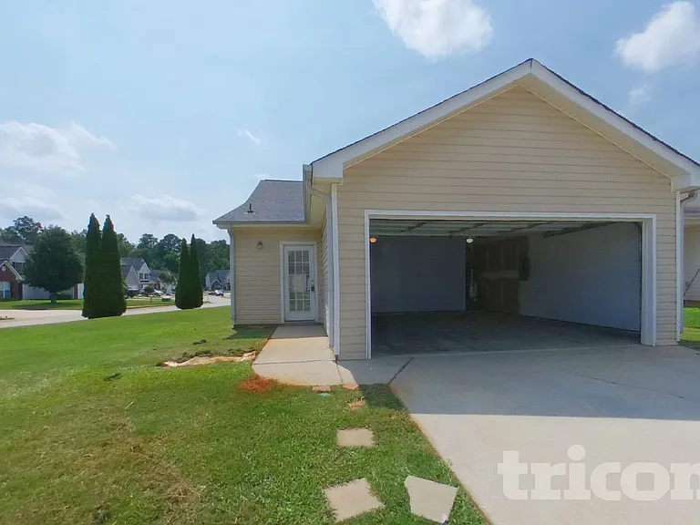 1830 New Orleans Way — Photo 15