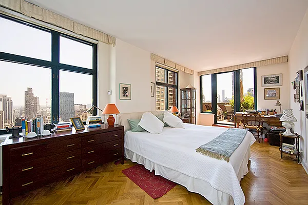 Sold by Rand Realty NY | media 17