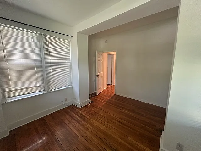 6041 Waterman Blvd — Photo 5